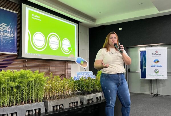Mater Natura participa de capacitação do IAT sobre restauração ambiental